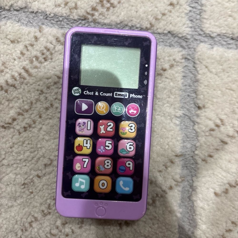 LeapFrog Interactive Learning Games Phone - Purples